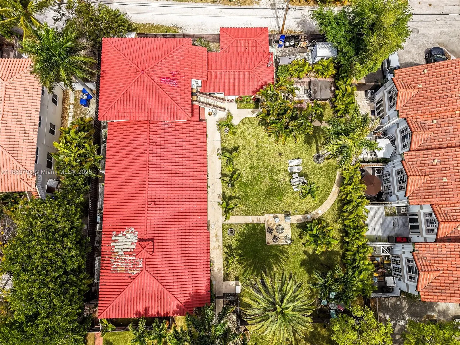 2625 NE 13th Ct