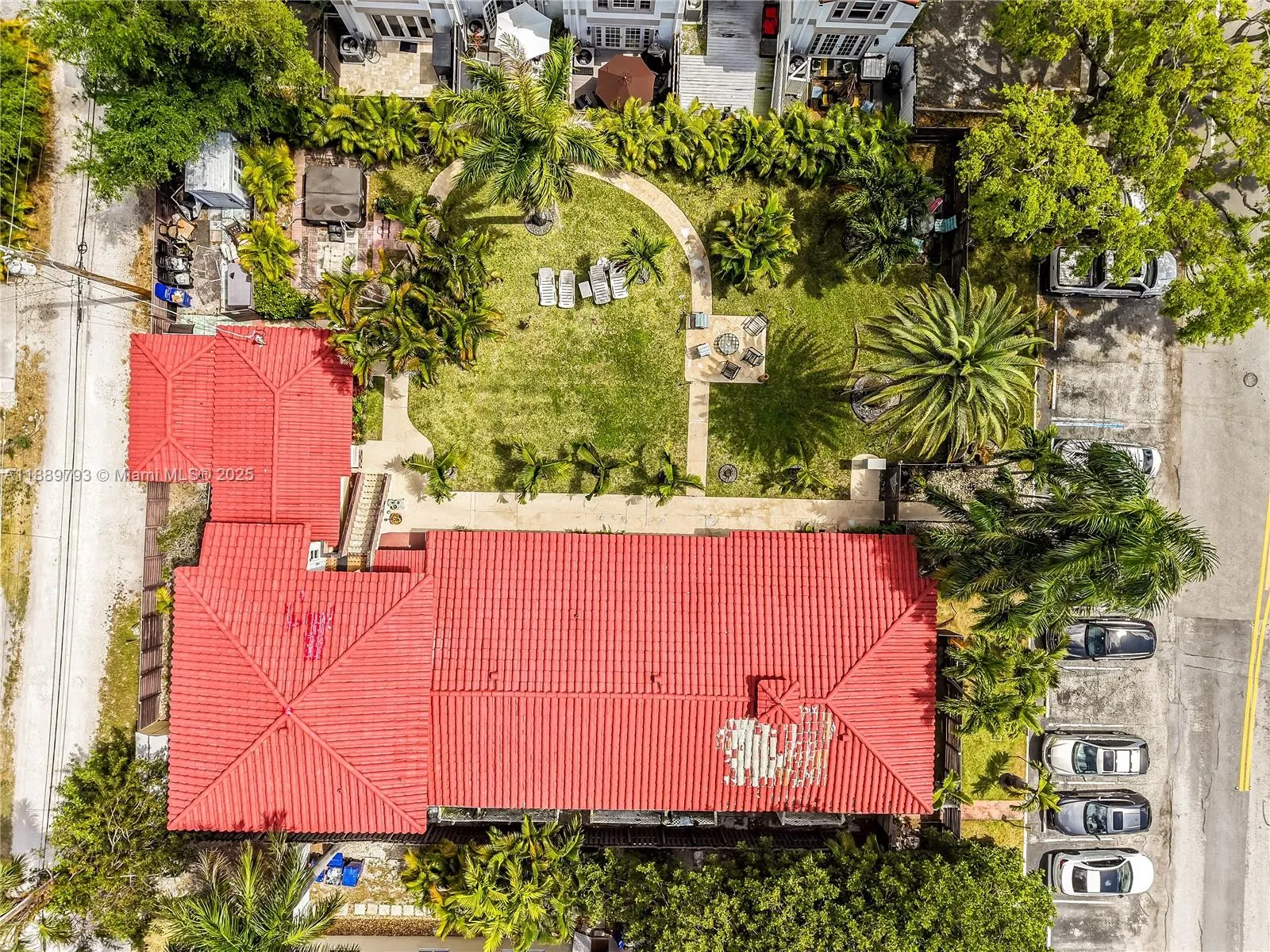 2625 NE 13th Ct