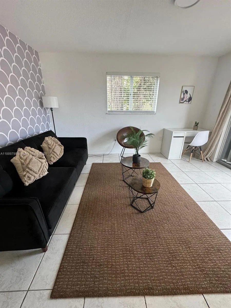 328 NW 12th Ave, #8