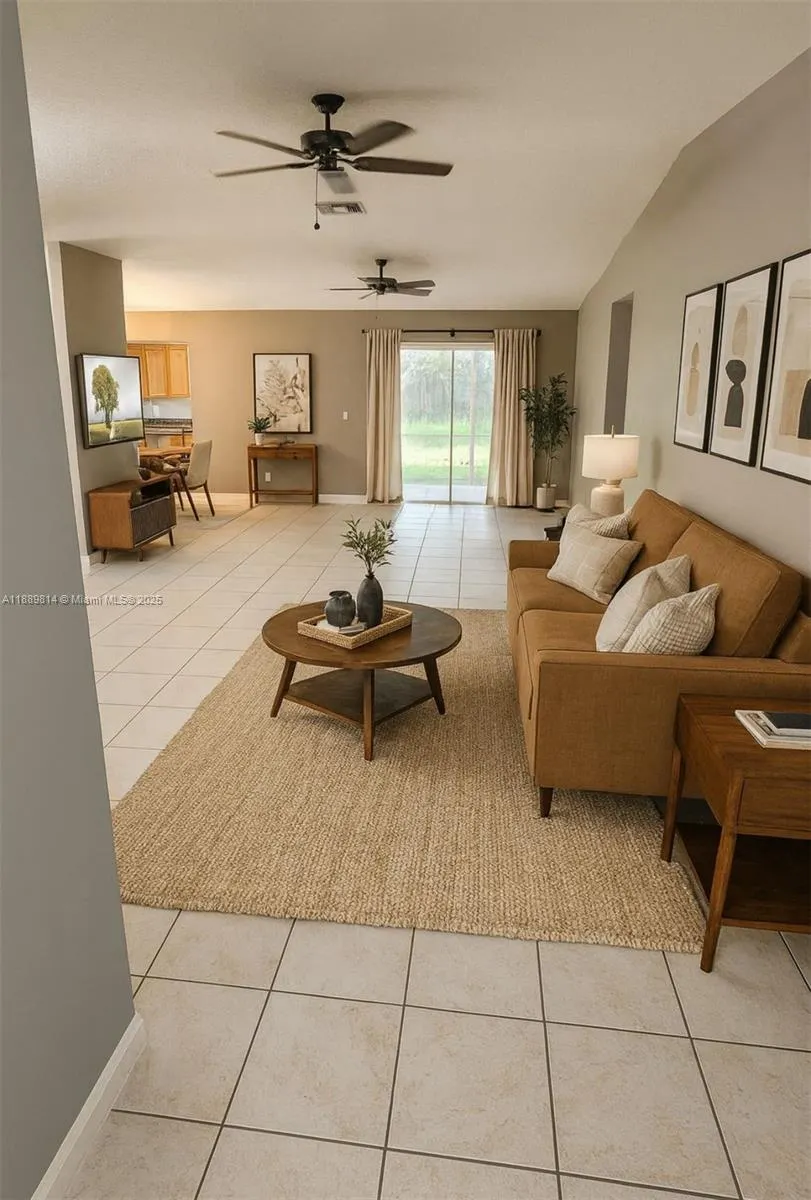 6404 Las Palmas Way, #.
