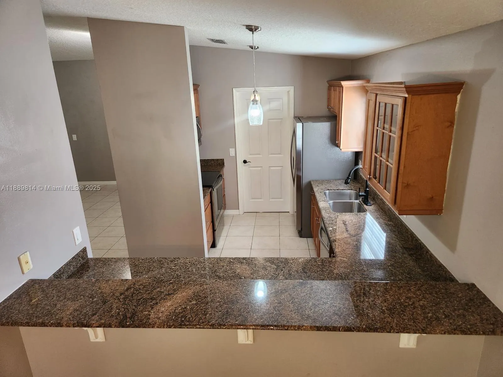 6404 Las Palmas Way, #.