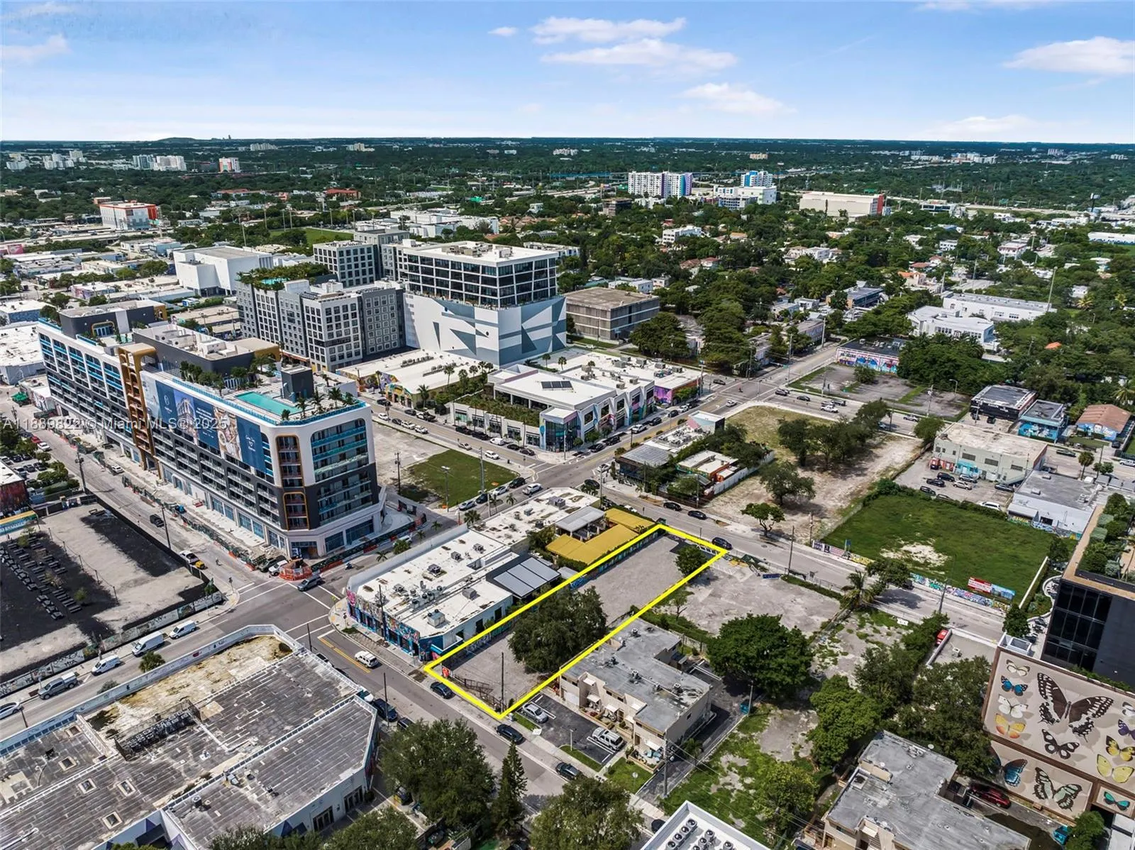 176 NW 28th St