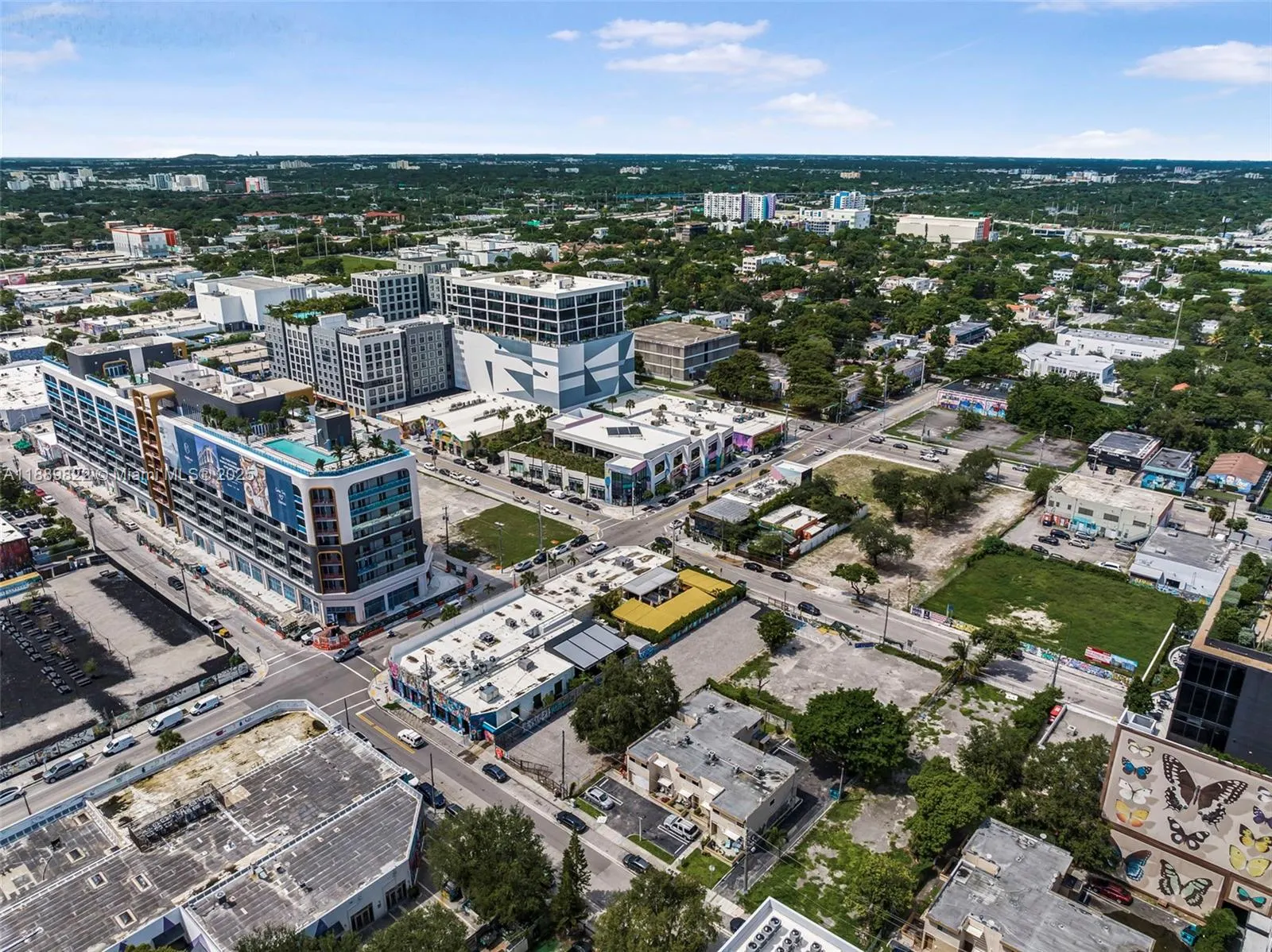 176 NW 28th St