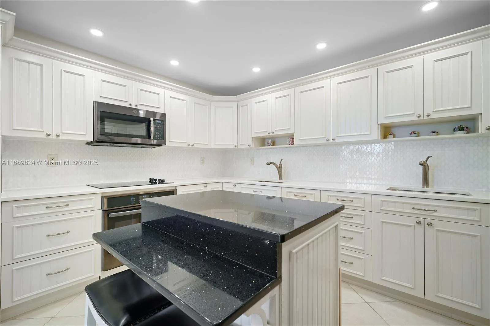 9341 Collins Ave, #205