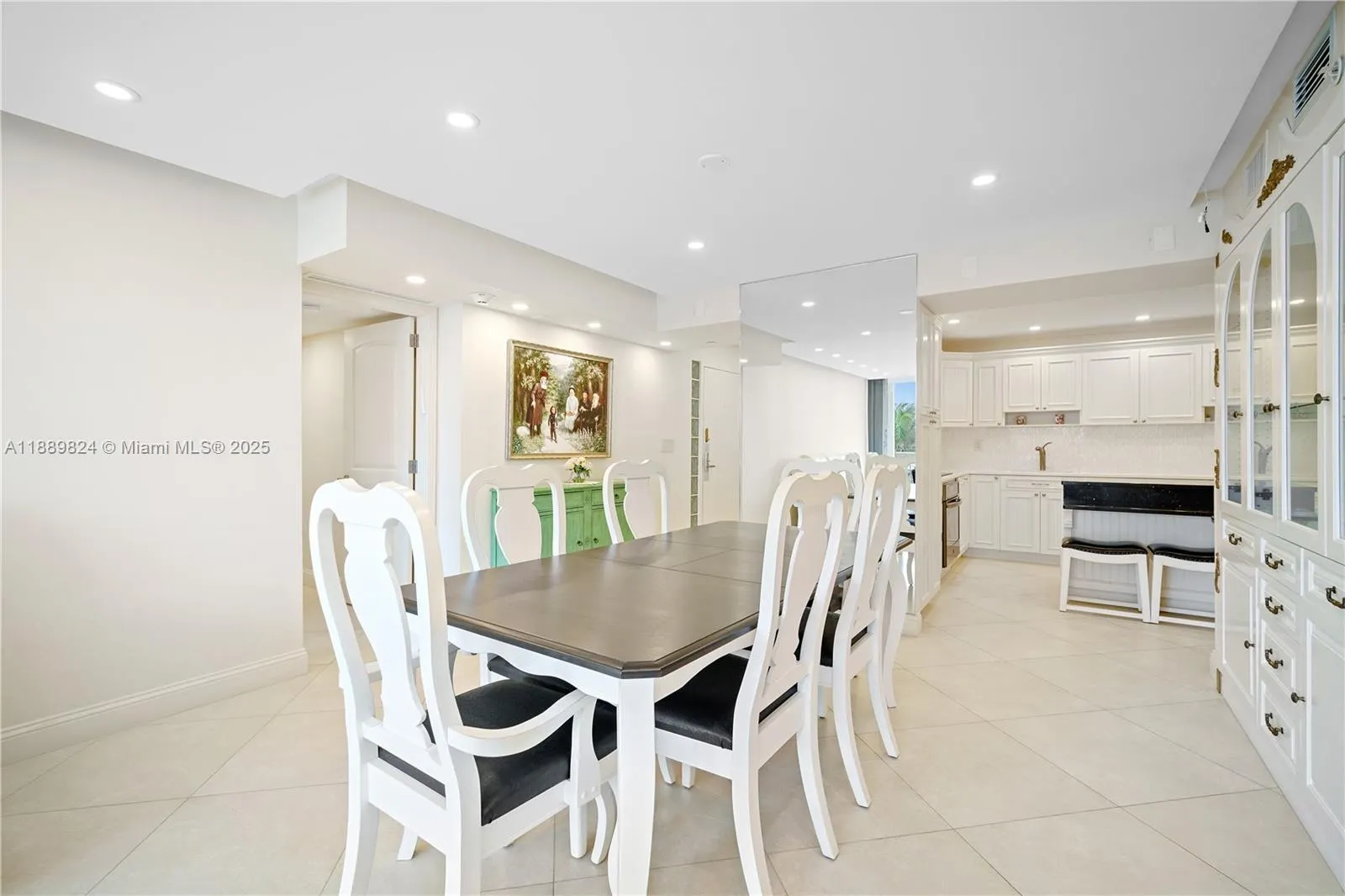 9341 Collins Ave, #205