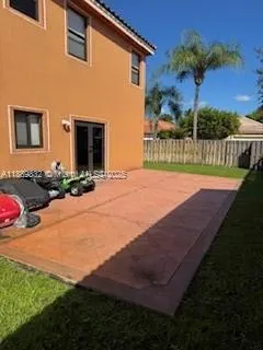 10526 SW 14th Ct