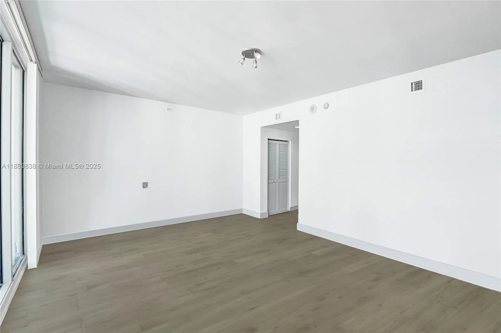3535 S Ocean Dr, #1703