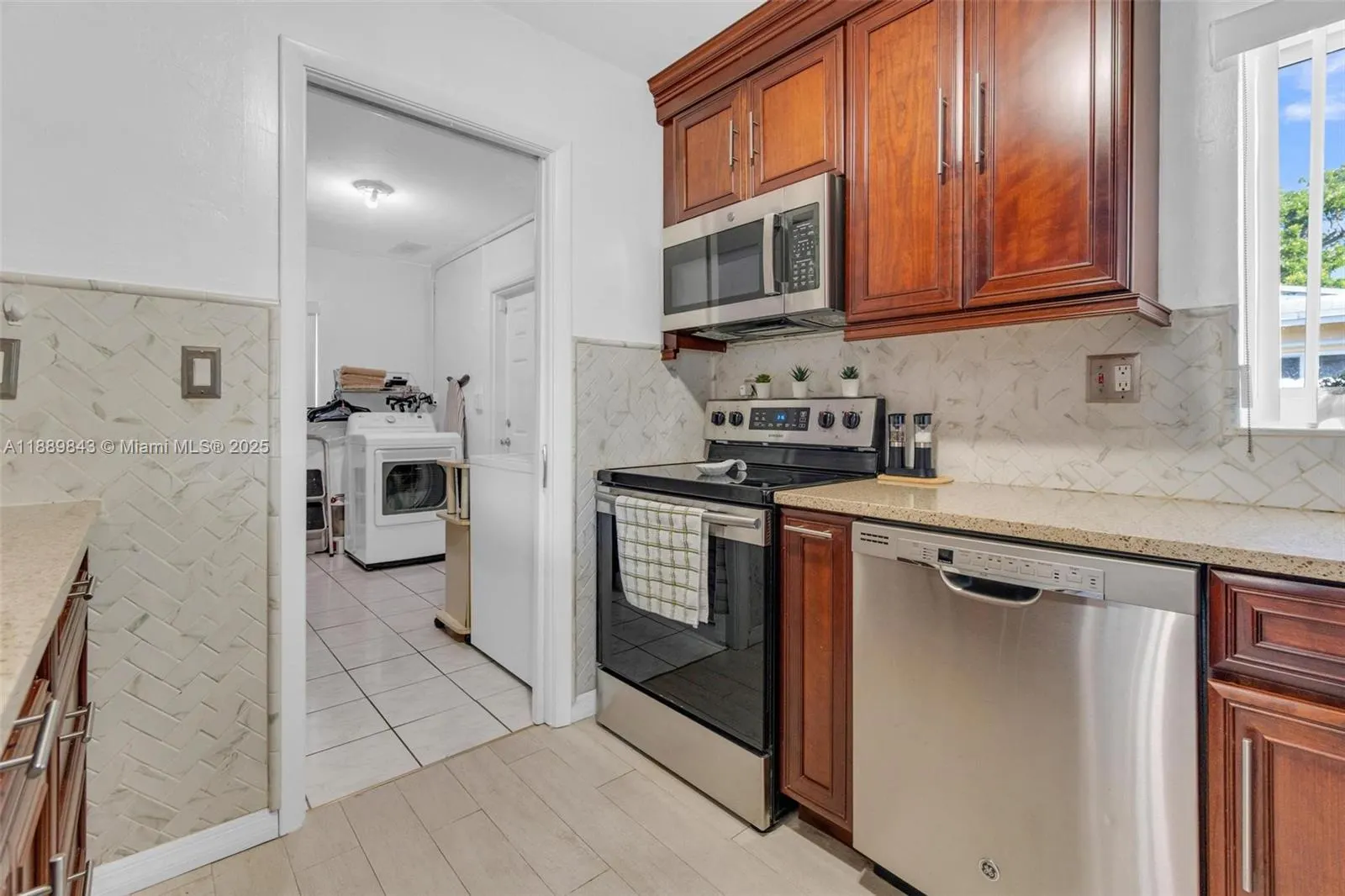 15265 SW 100th Ct