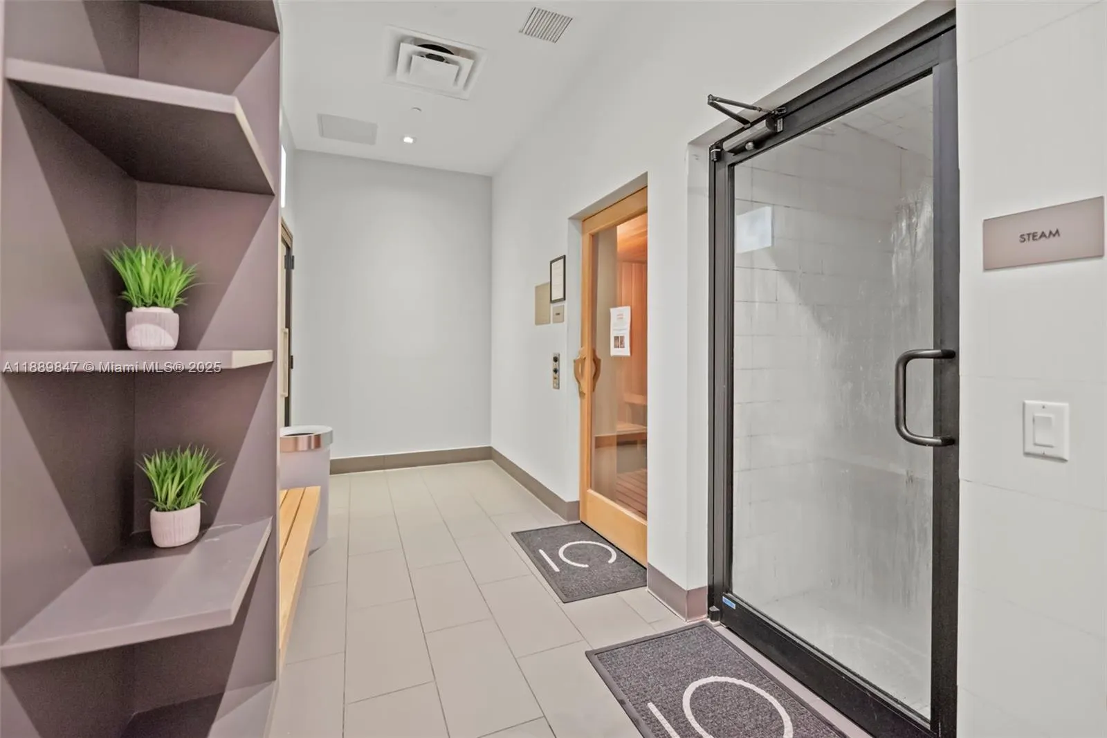 151 SE 1st St, #3511