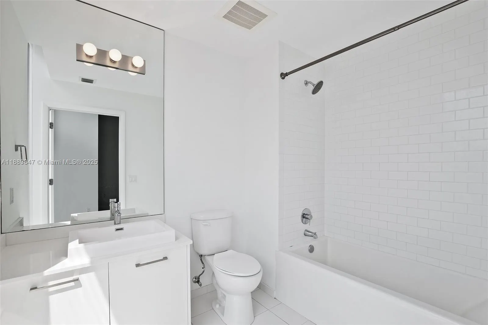 151 SE 1st St, #3511