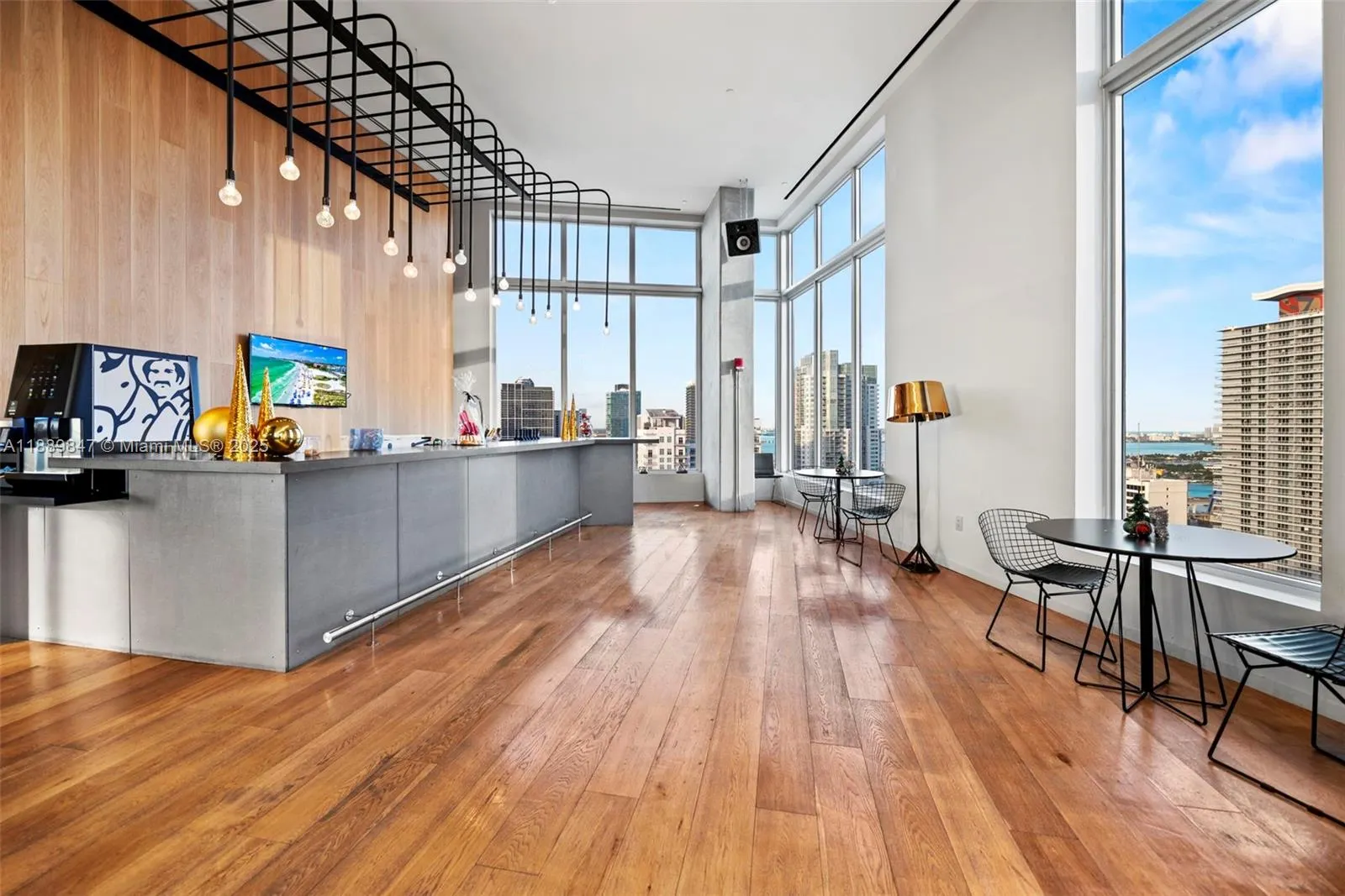 151 SE 1st St, #3511