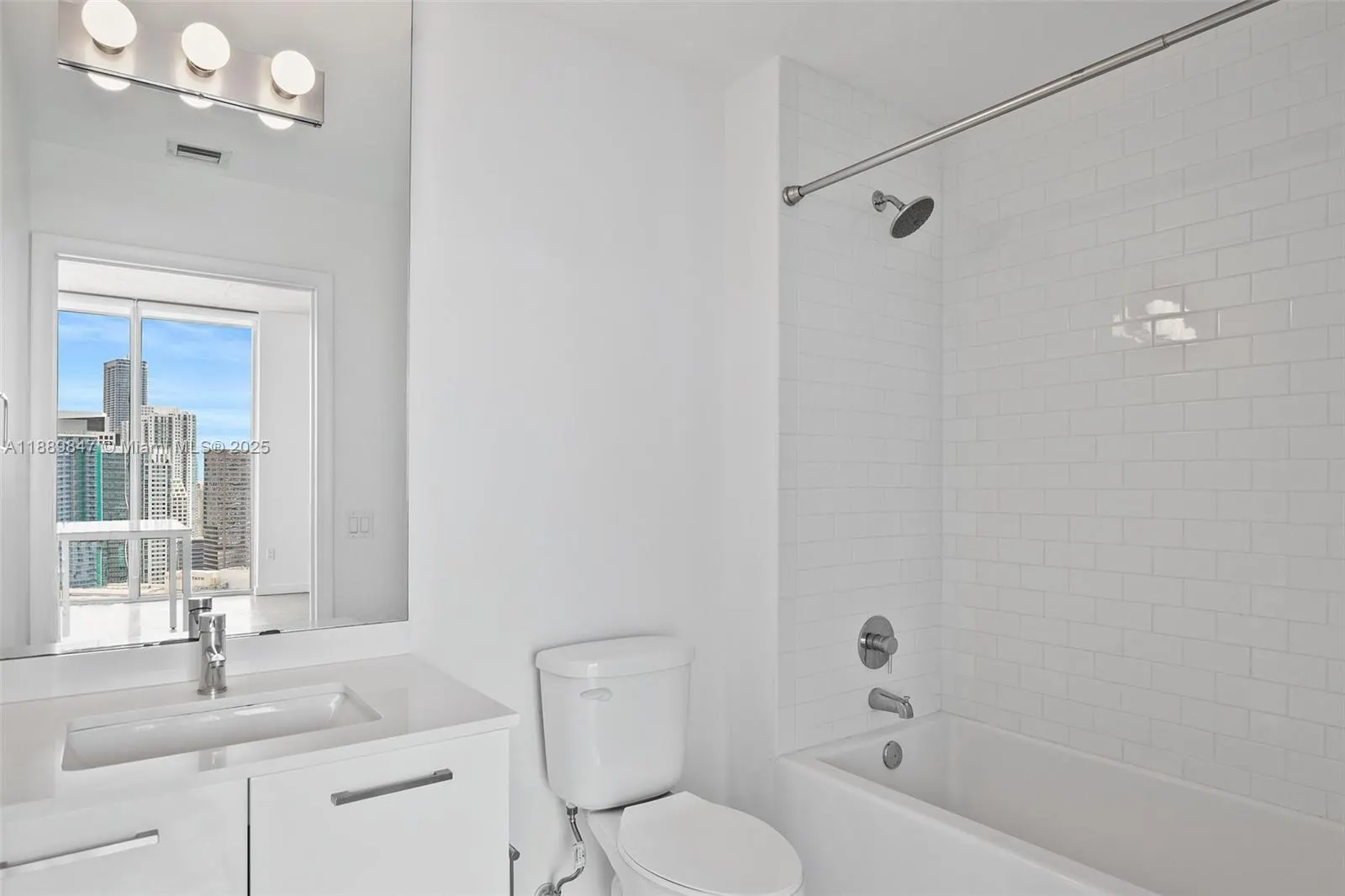 151 SE 1st St, #3511