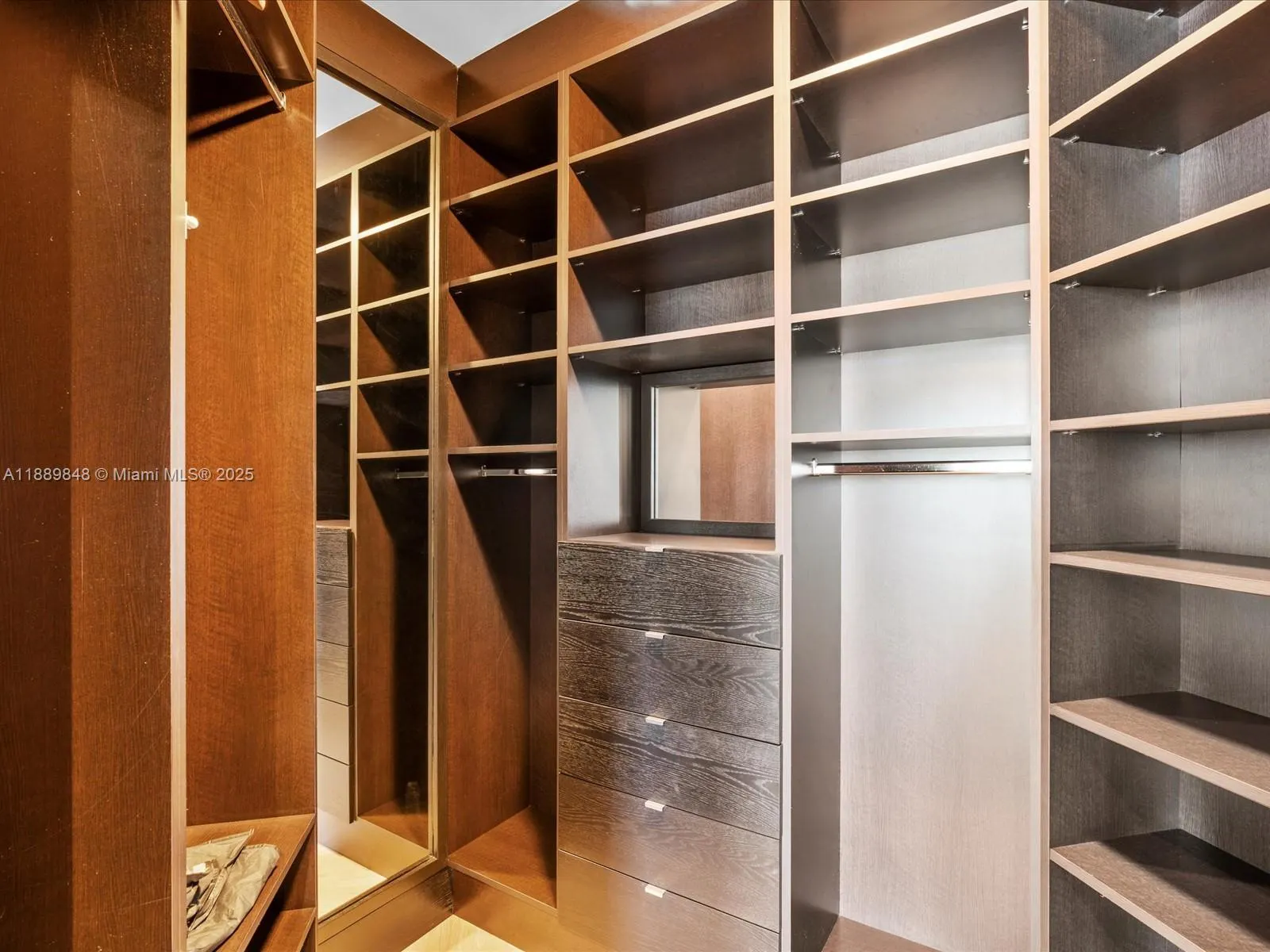 2711 S Ocean Dr, #4005