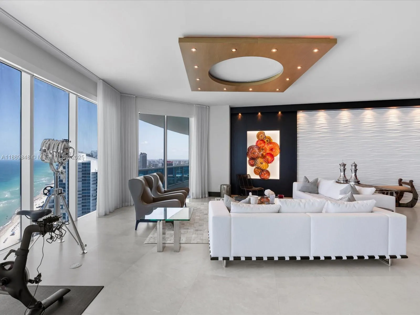 2711 S Ocean Dr, #4005