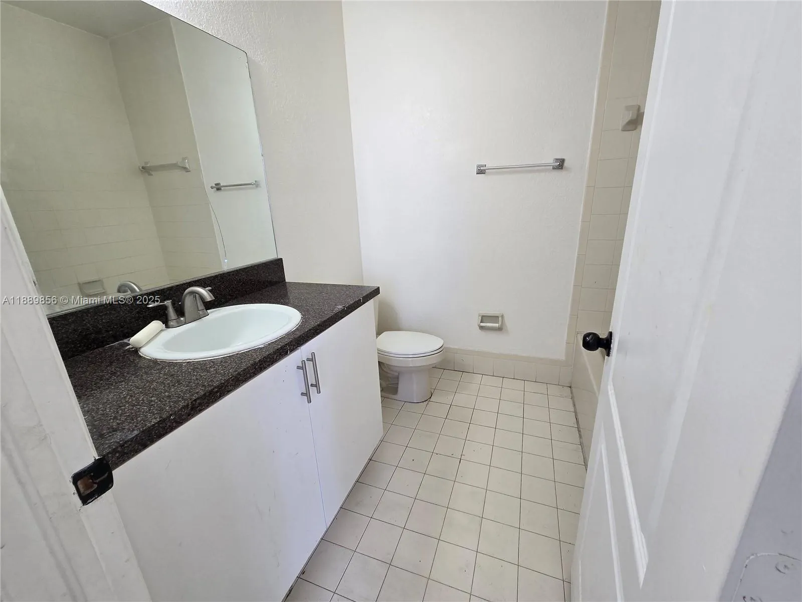 2758 SE 17th Ave, #203
