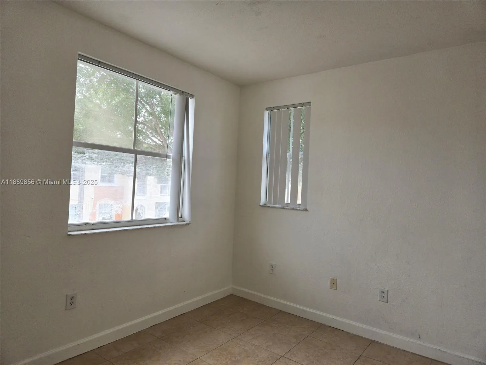 2758 SE 17th Ave, #203