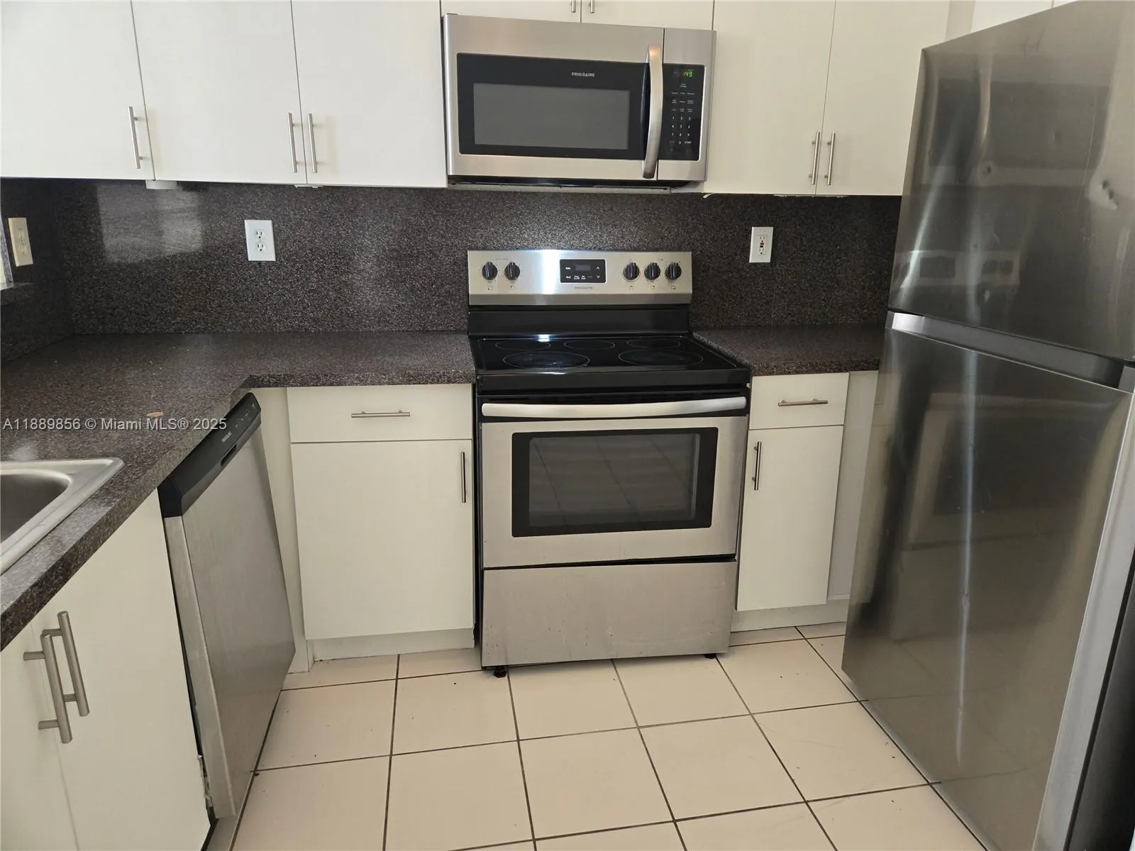 2758 SE 17th Ave, #203