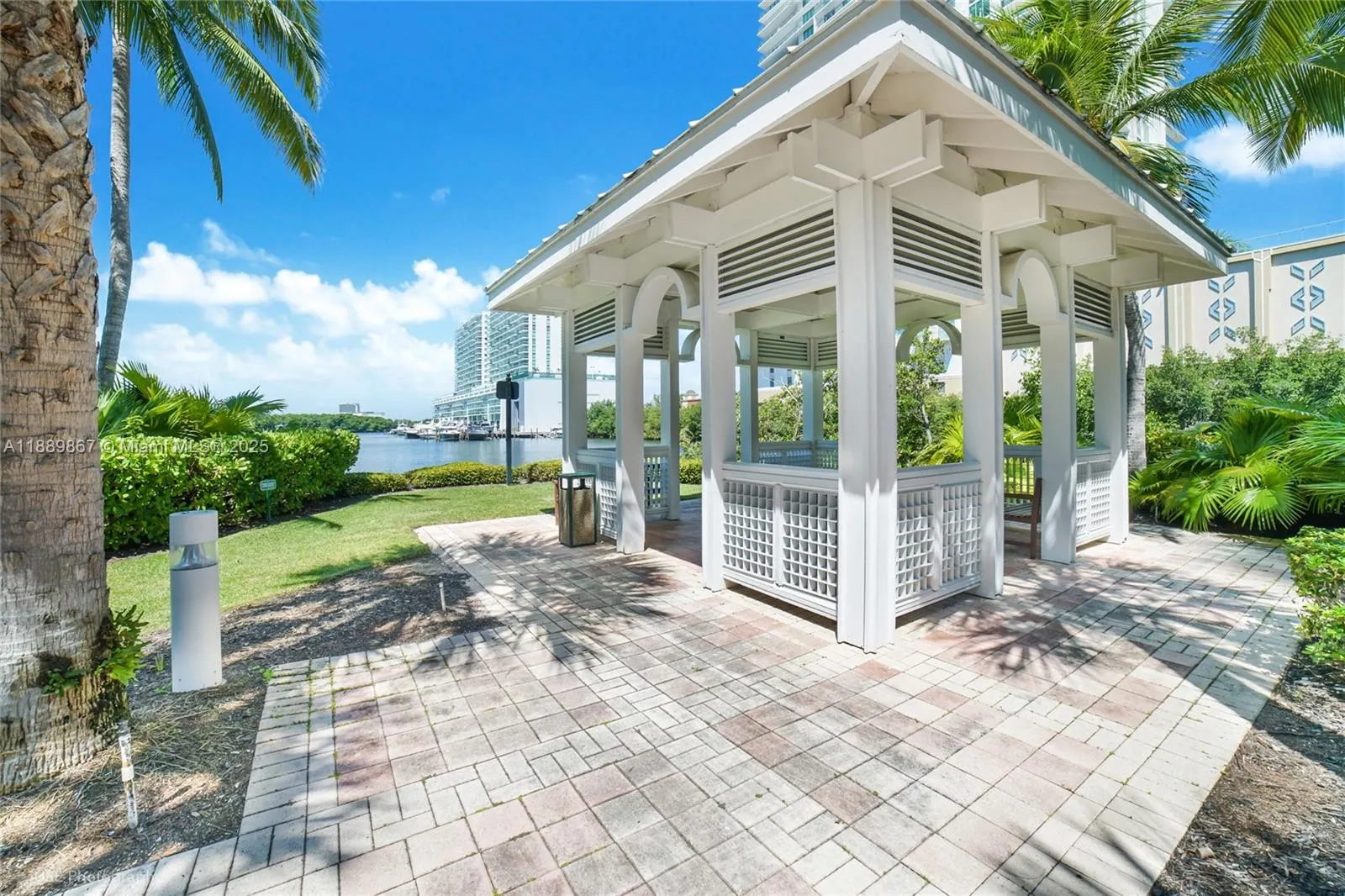 16500 Collins Ave, #1751