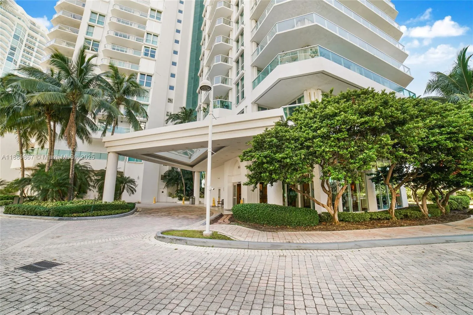 16500 Collins Ave, #1751