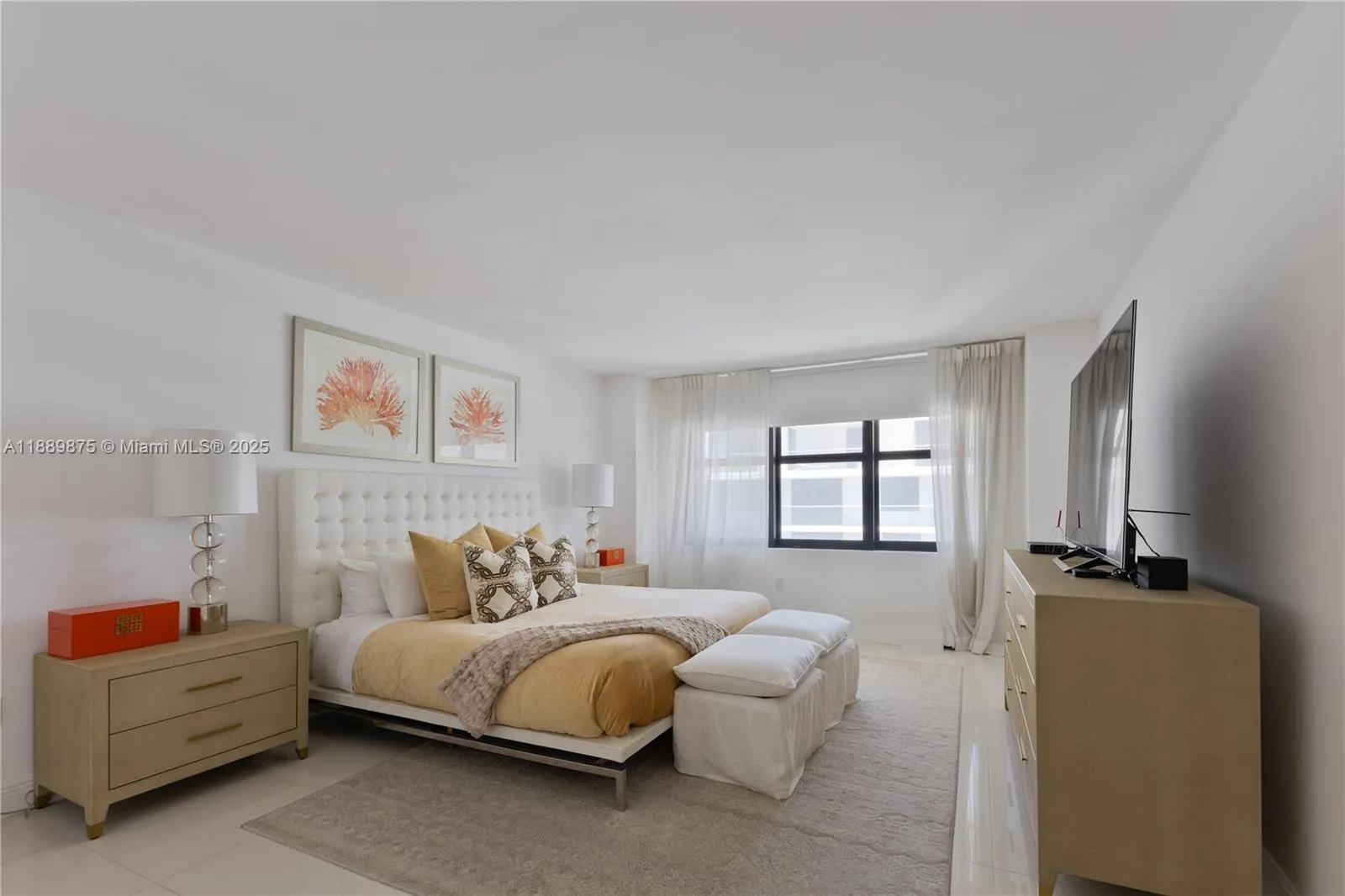 9801 Collins Ave, #20V