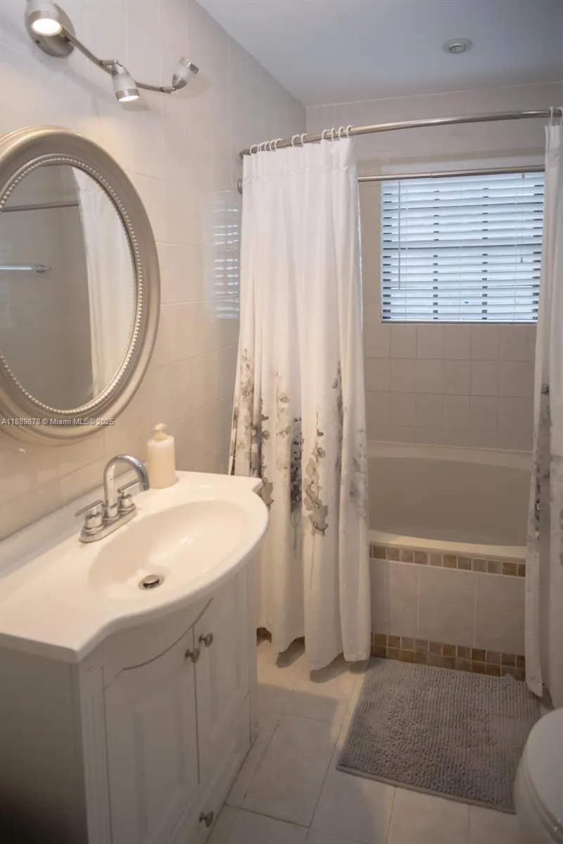 15076 SW 63rd Ter