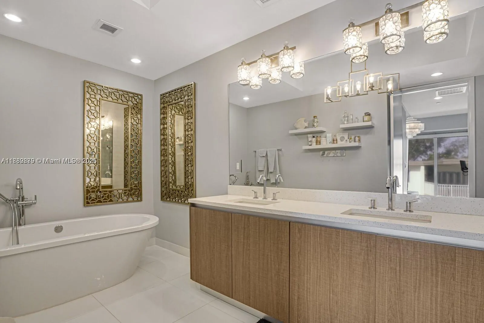 1200 Hillsboro Mile, #1303