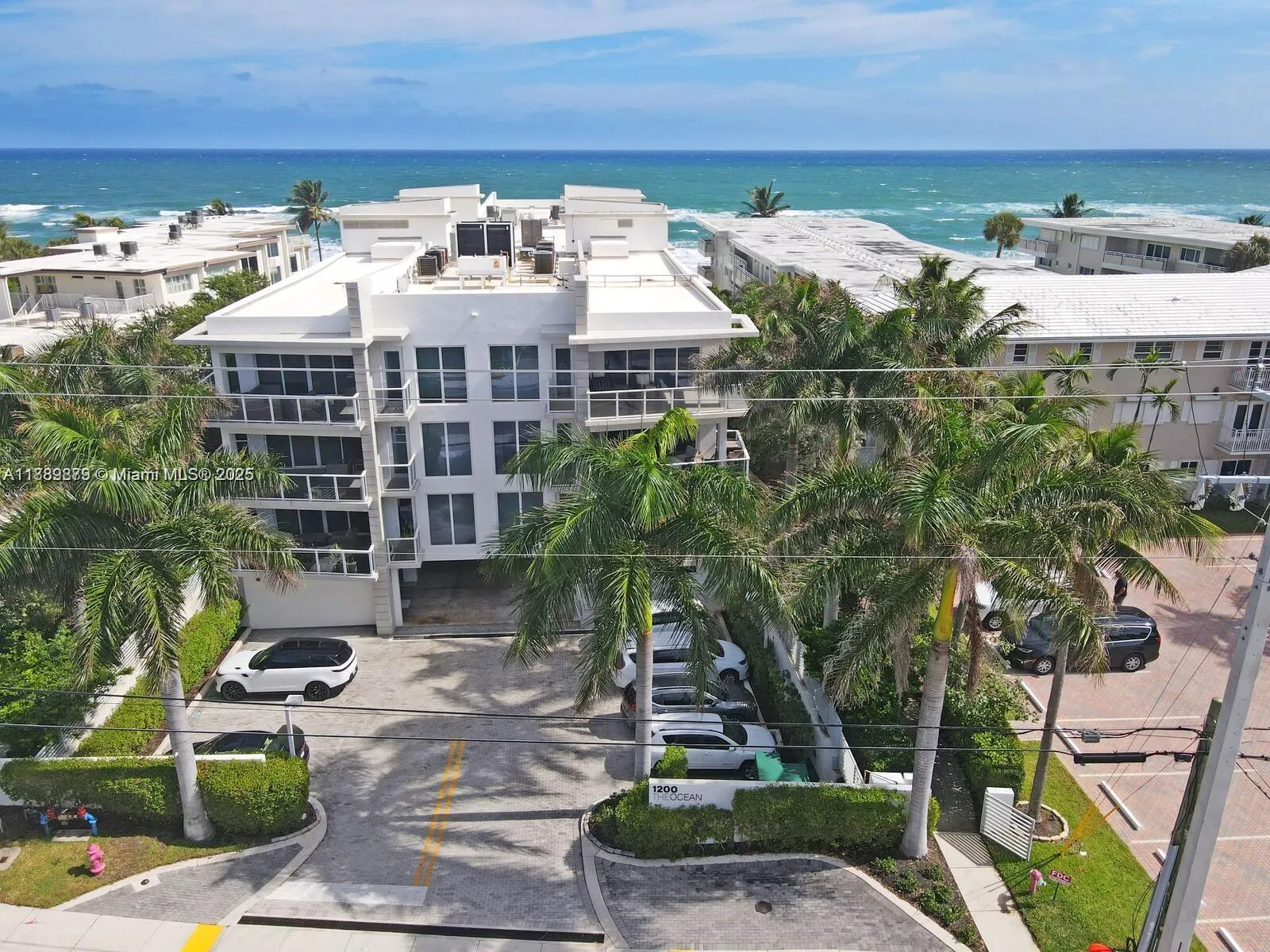 1200 Hillsboro Mile, #1303