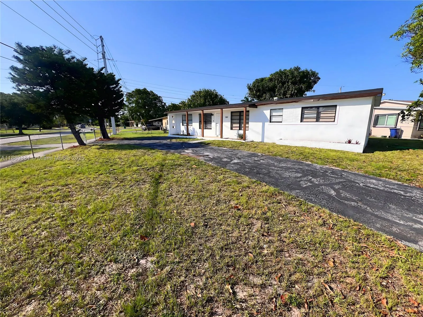 3361 NW 5th Pl