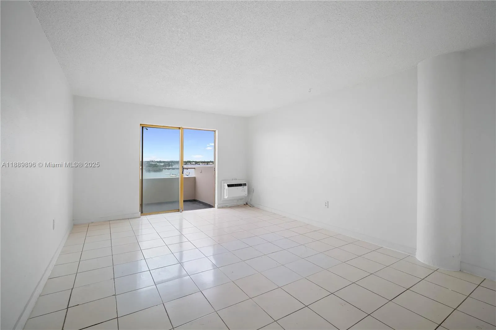 7904 West Dr, #605