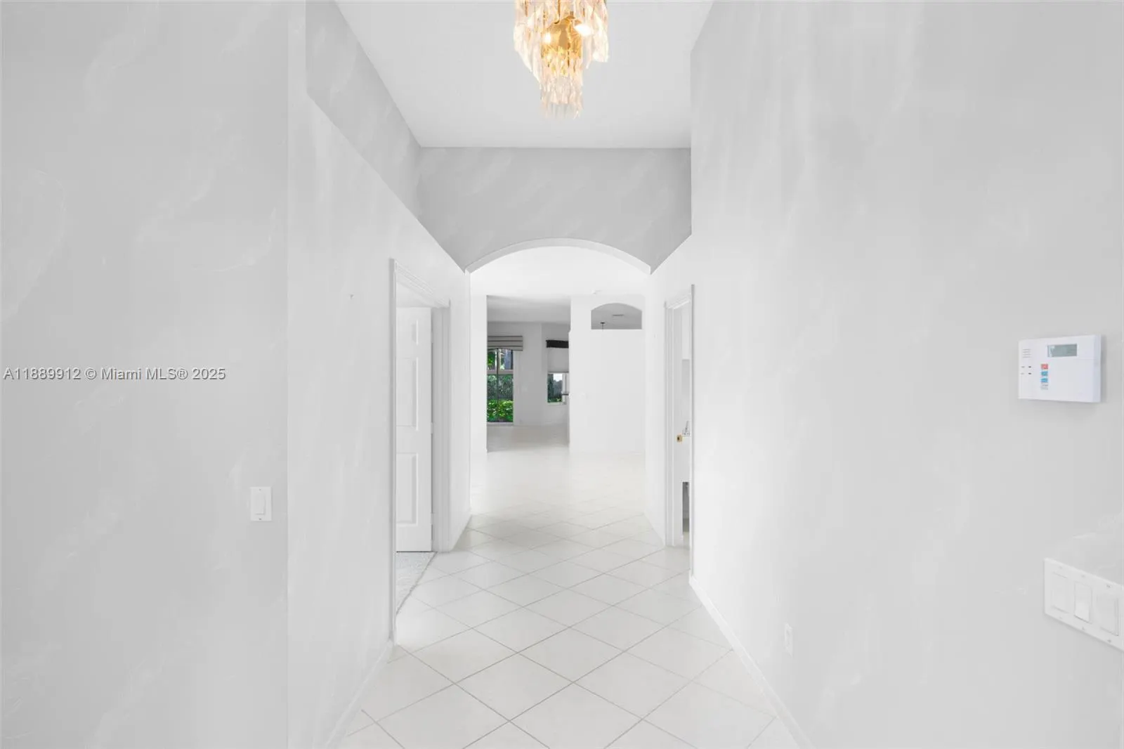 11155 N Mandalay Way