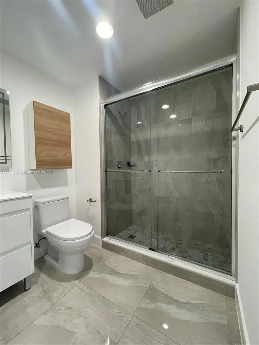 10 Aragon Ave, #1412