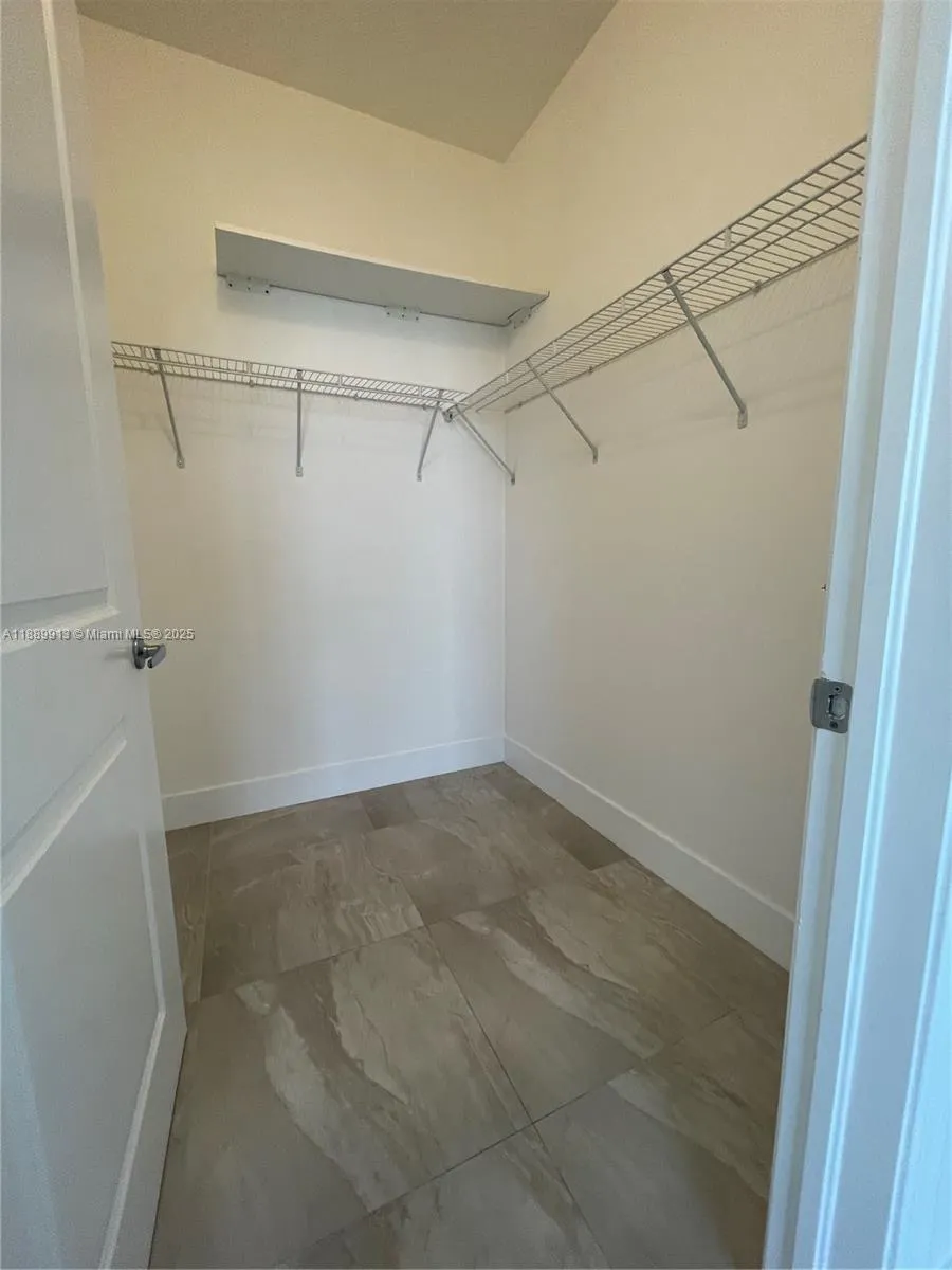 10 Aragon Ave, #1412