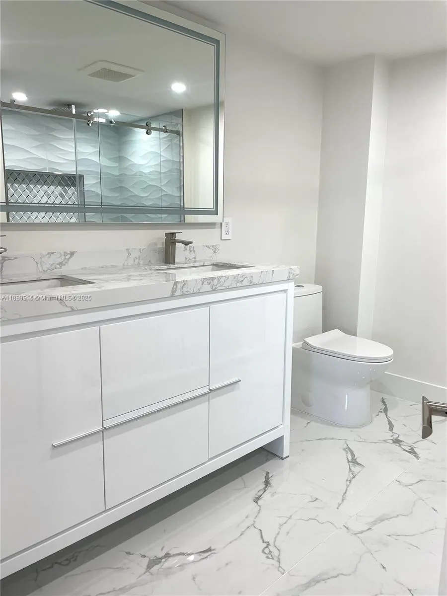 3430 Galt Ocean Dr, #908