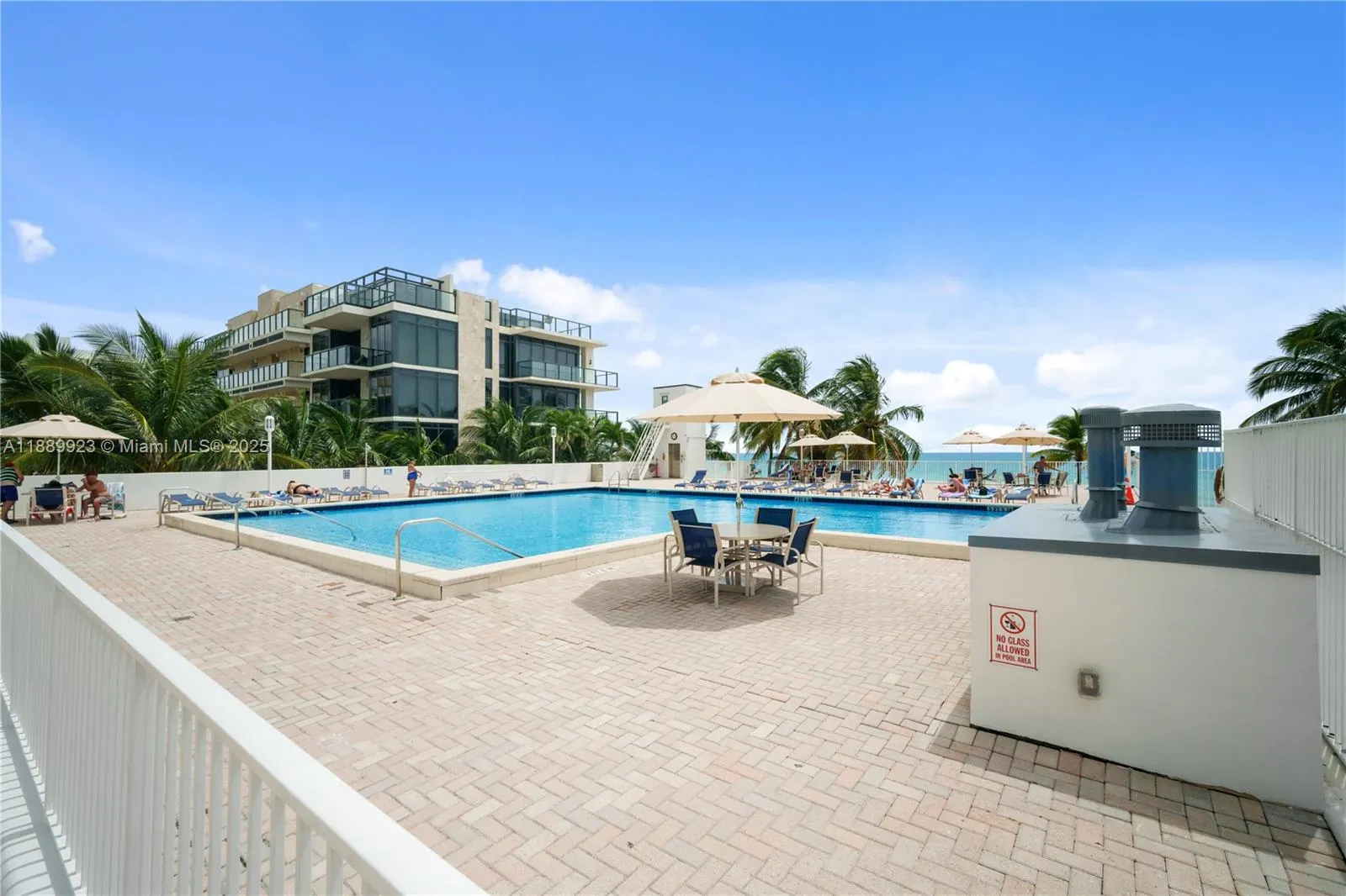 2301 S Ocean Dr, #907