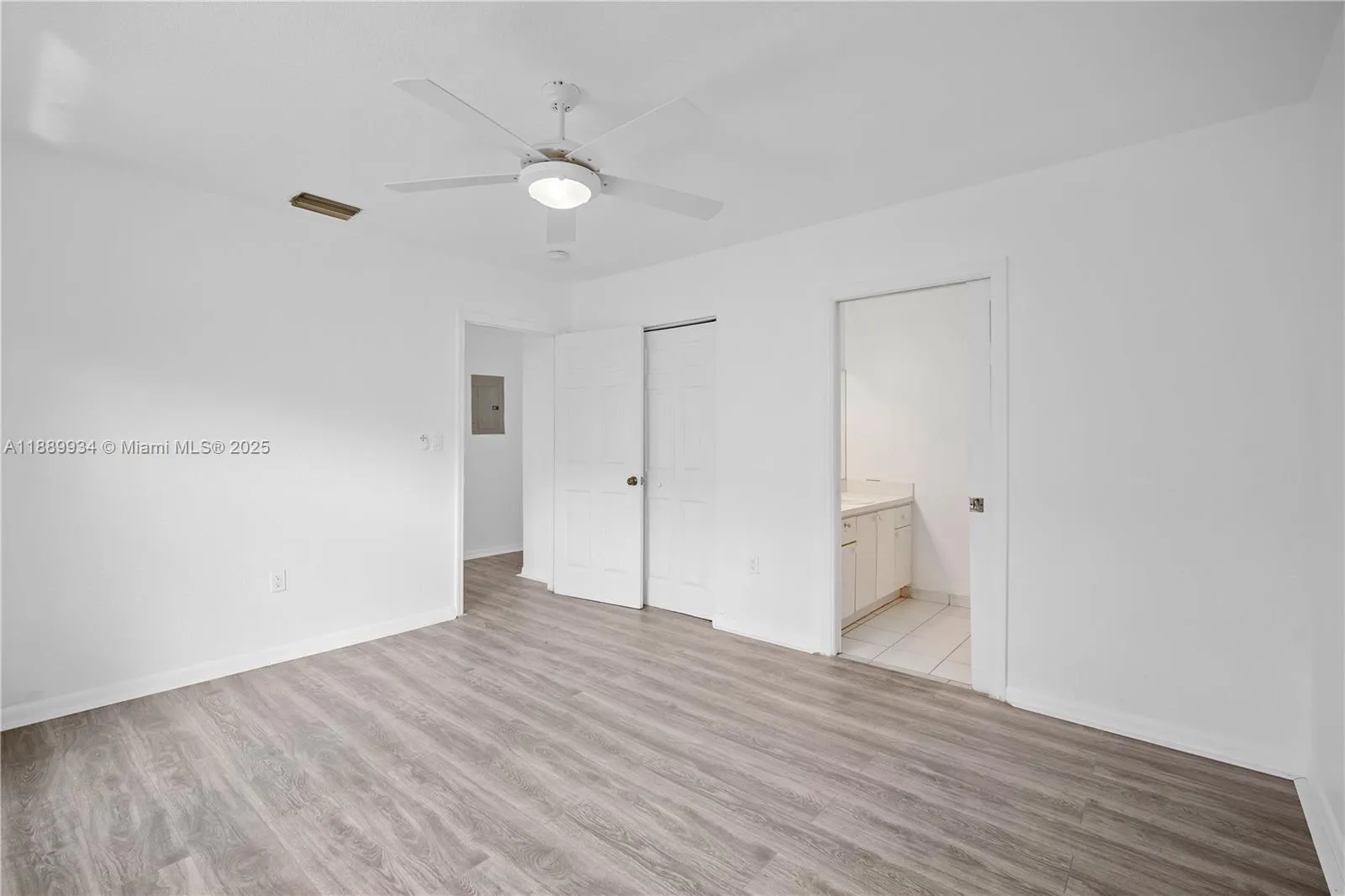 244 NW 179th St