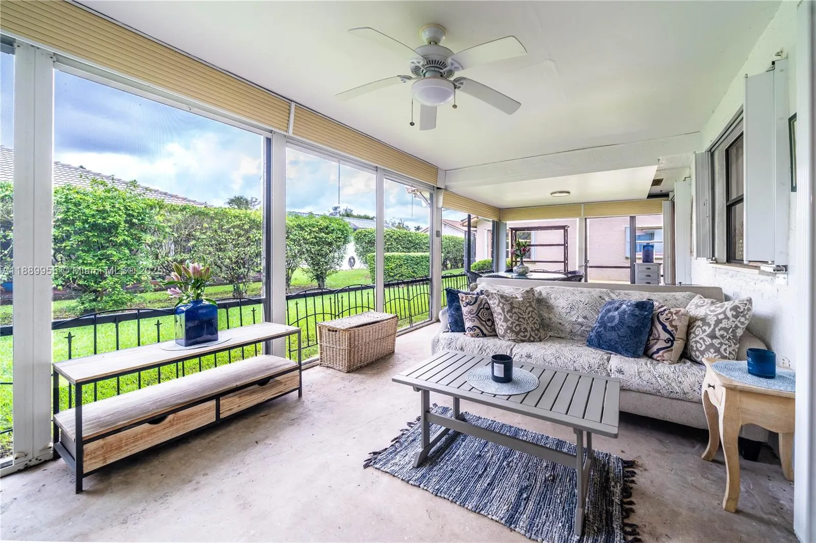 7747 Cloverfield Cir