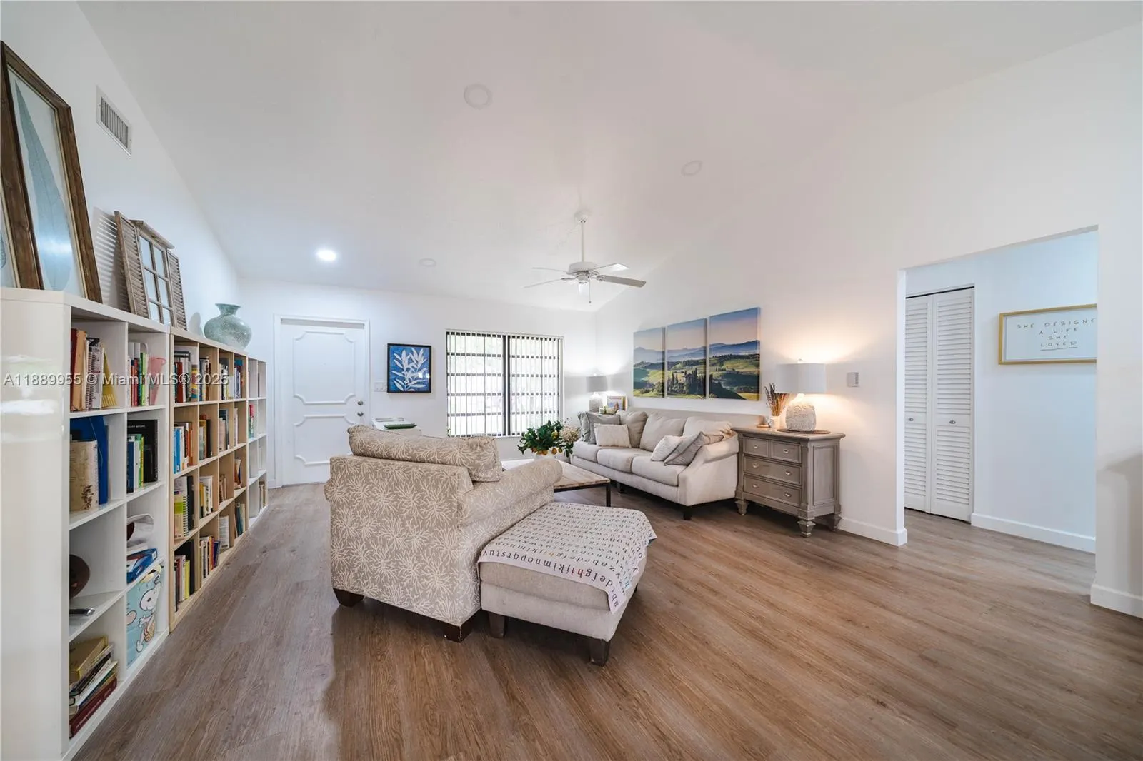 7747 Cloverfield Cir