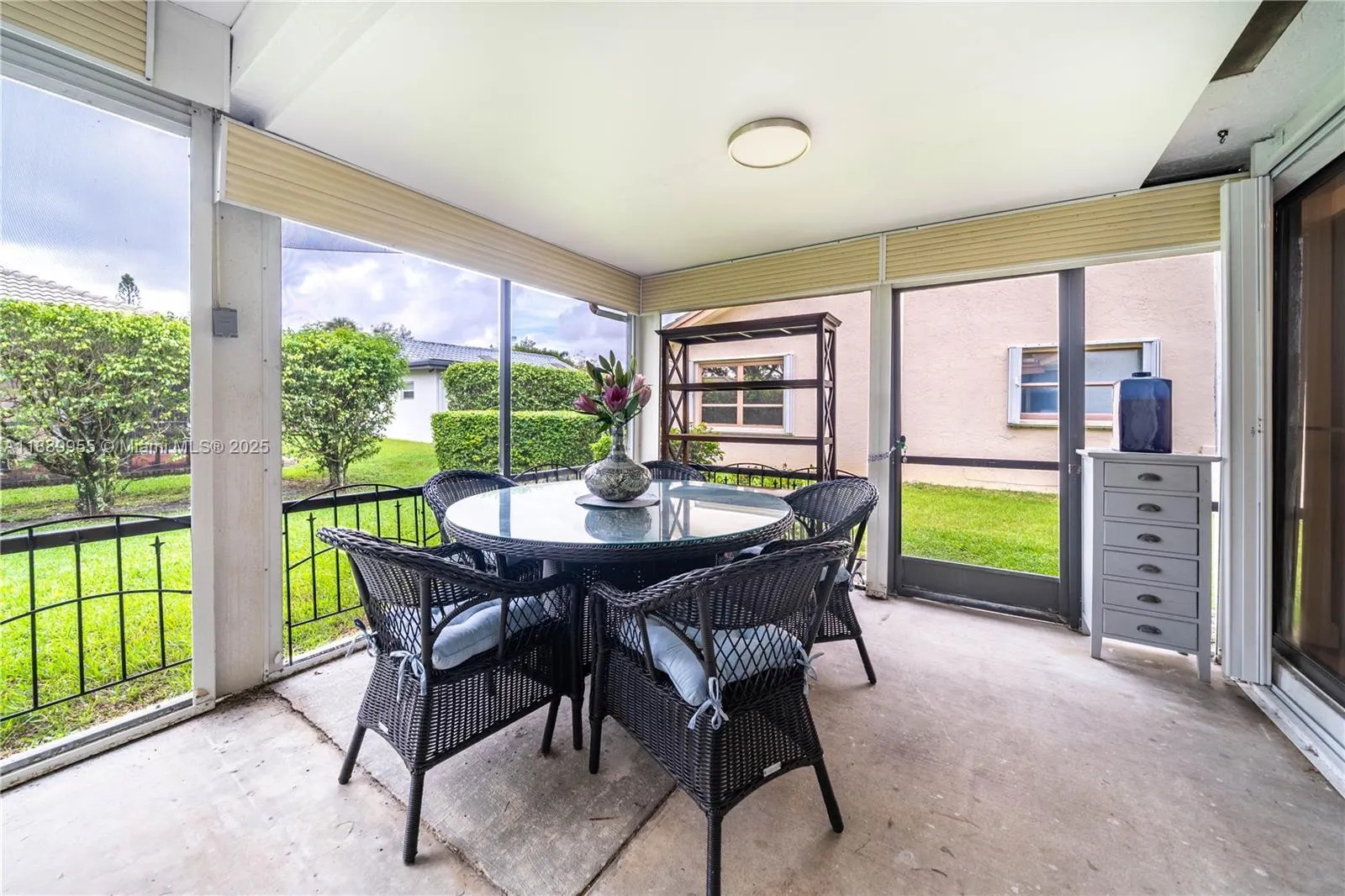 7747 Cloverfield Cir