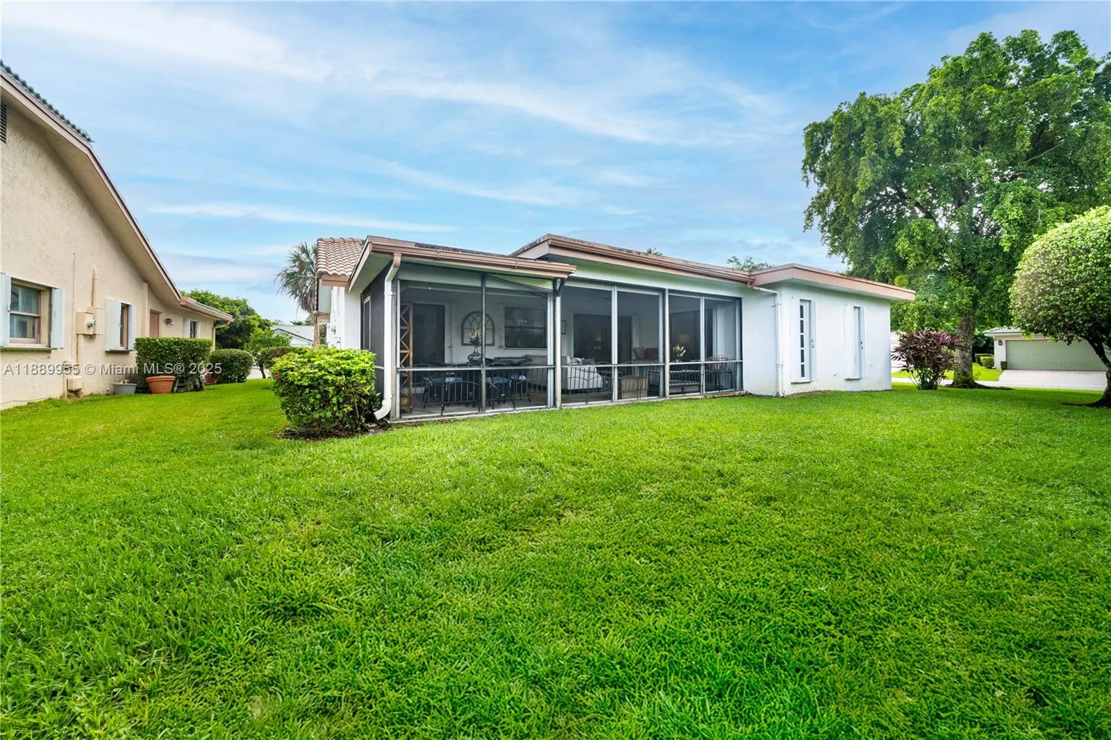 7747 Cloverfield Cir