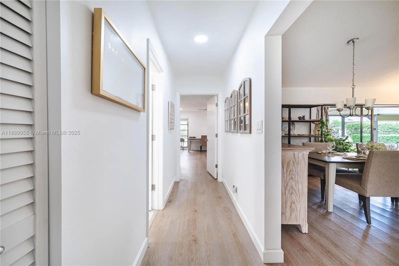 7747 Cloverfield Cir