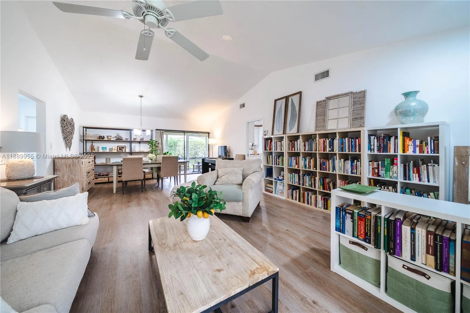 7747 Cloverfield Cir