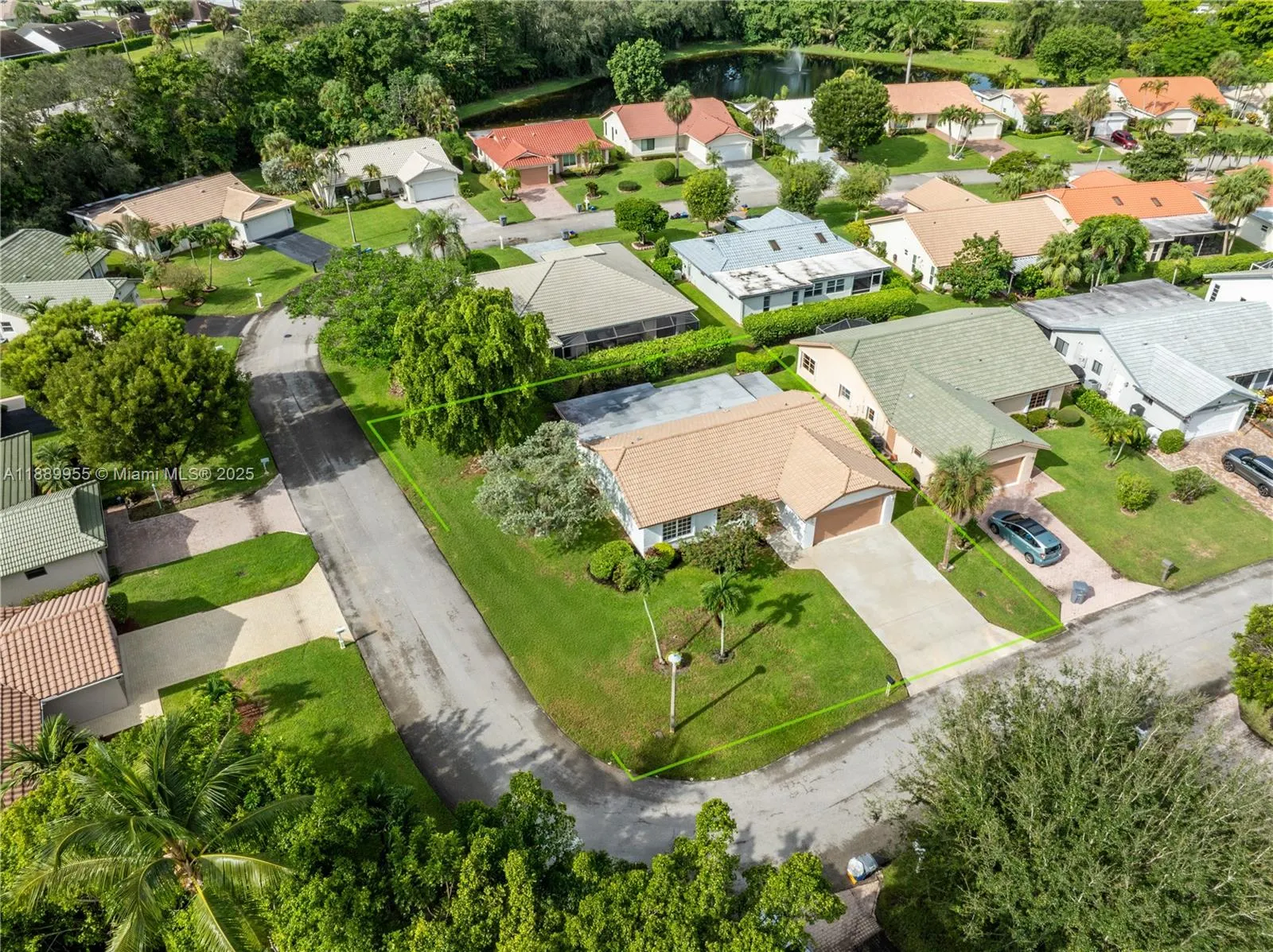 7747 Cloverfield Cir