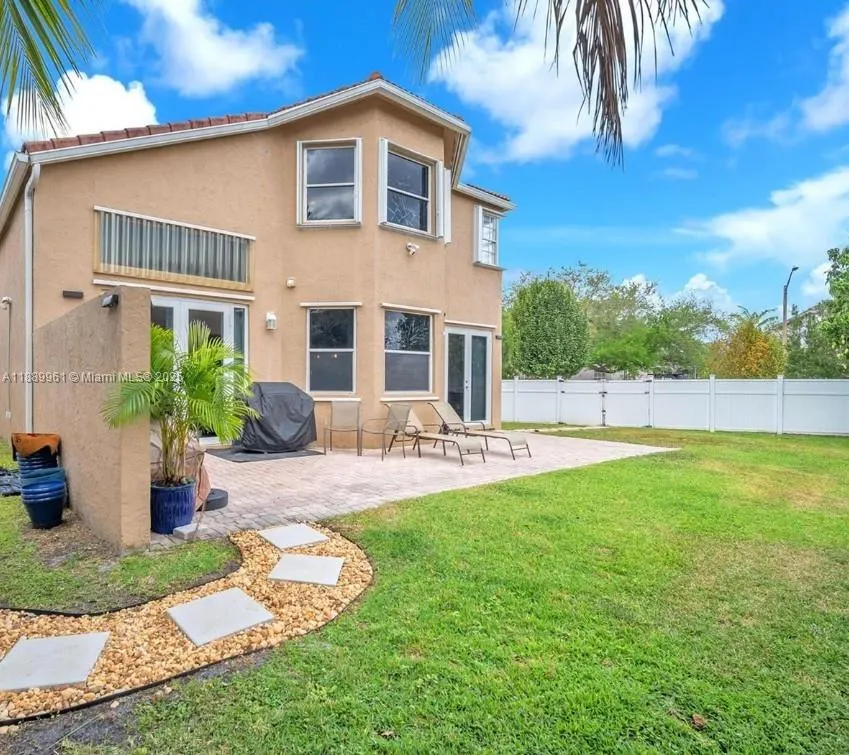 399 NW 154th Ave