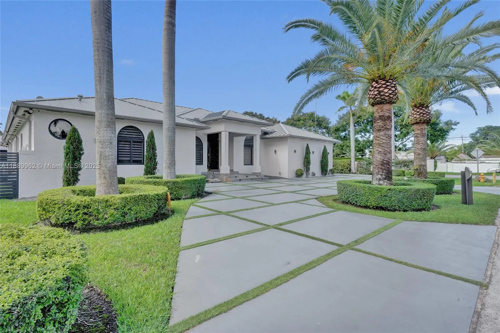 2600 SW 128th Ct