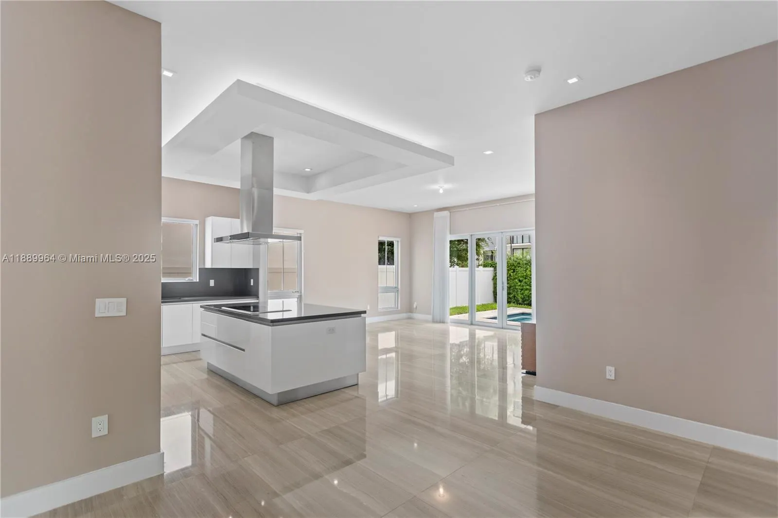 8415 NW 34th Dr