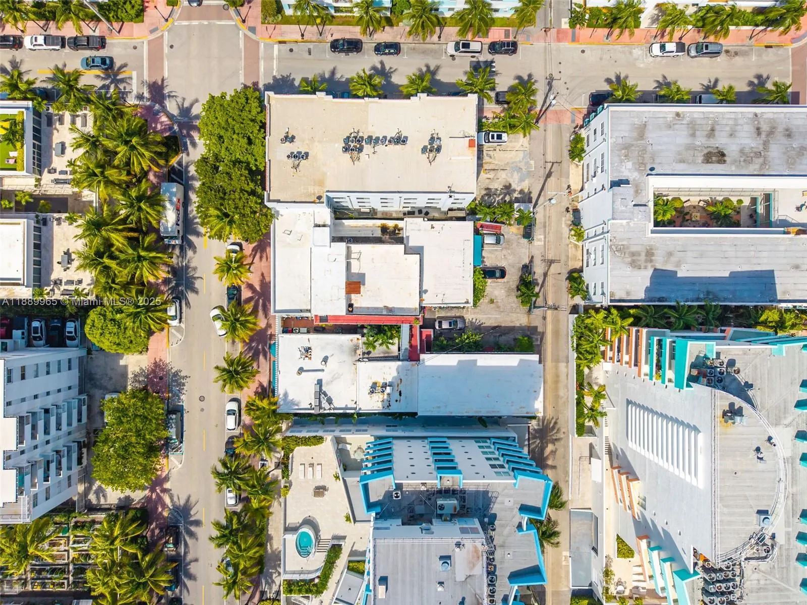 249 Collins Ave