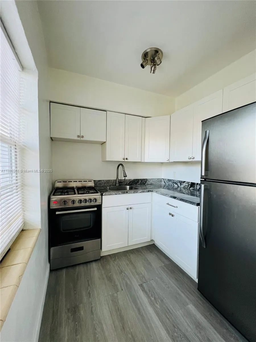 600 SW 16th Ave, #1602