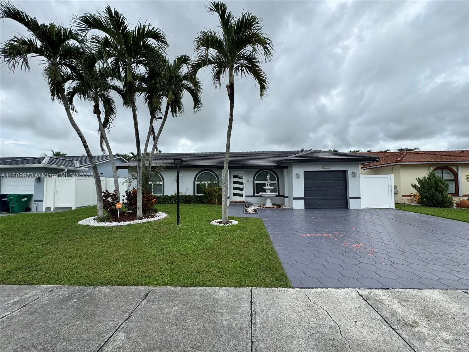 0 SW 176th St