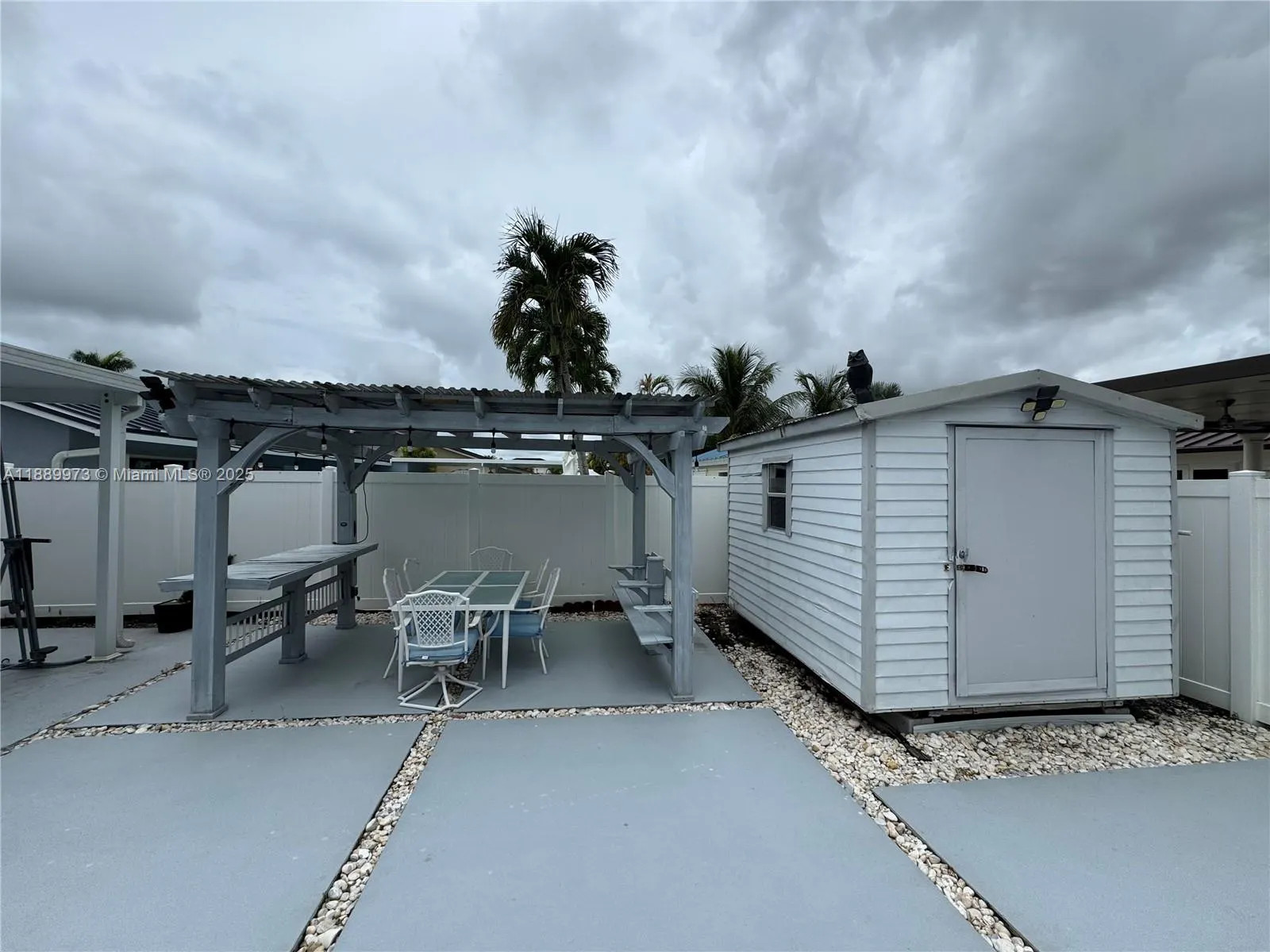 0 SW 176th St