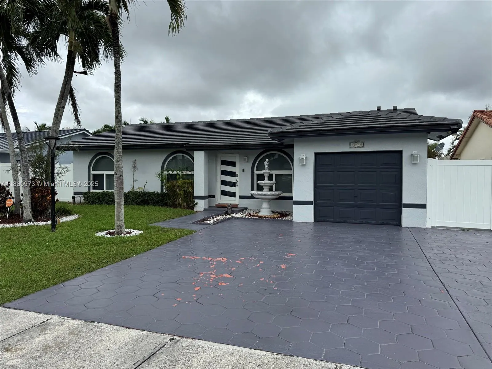 0 SW 176th St